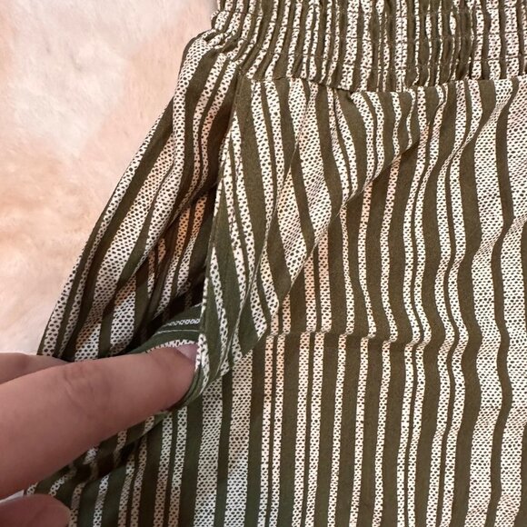 NWT Derek Heart Green & White Juniors‎ Romper, Small - Picture 7 of 14